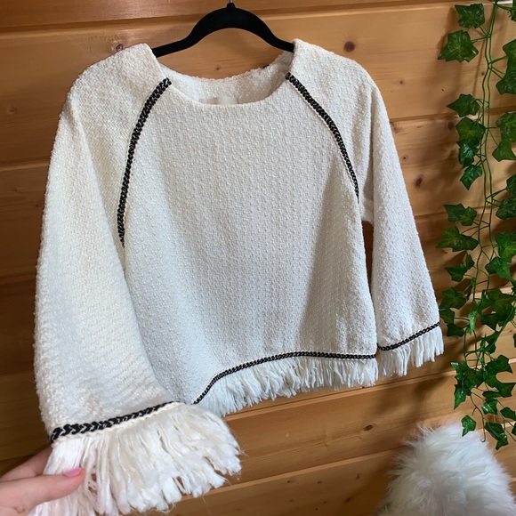 Creme & Black Moon River Sweater - Picture 4 of 6